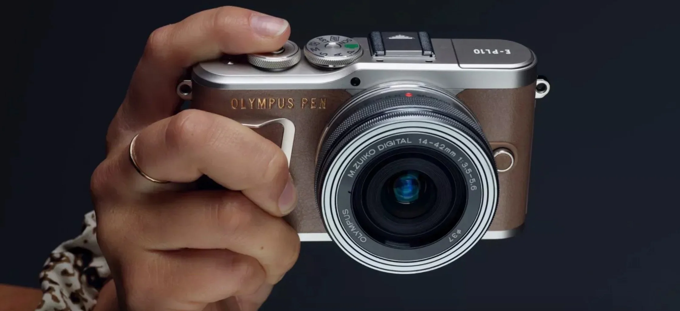Digital Olympus Pen Brown EOL] Olympus Pen E-PL8 14-42mm EZ Brown